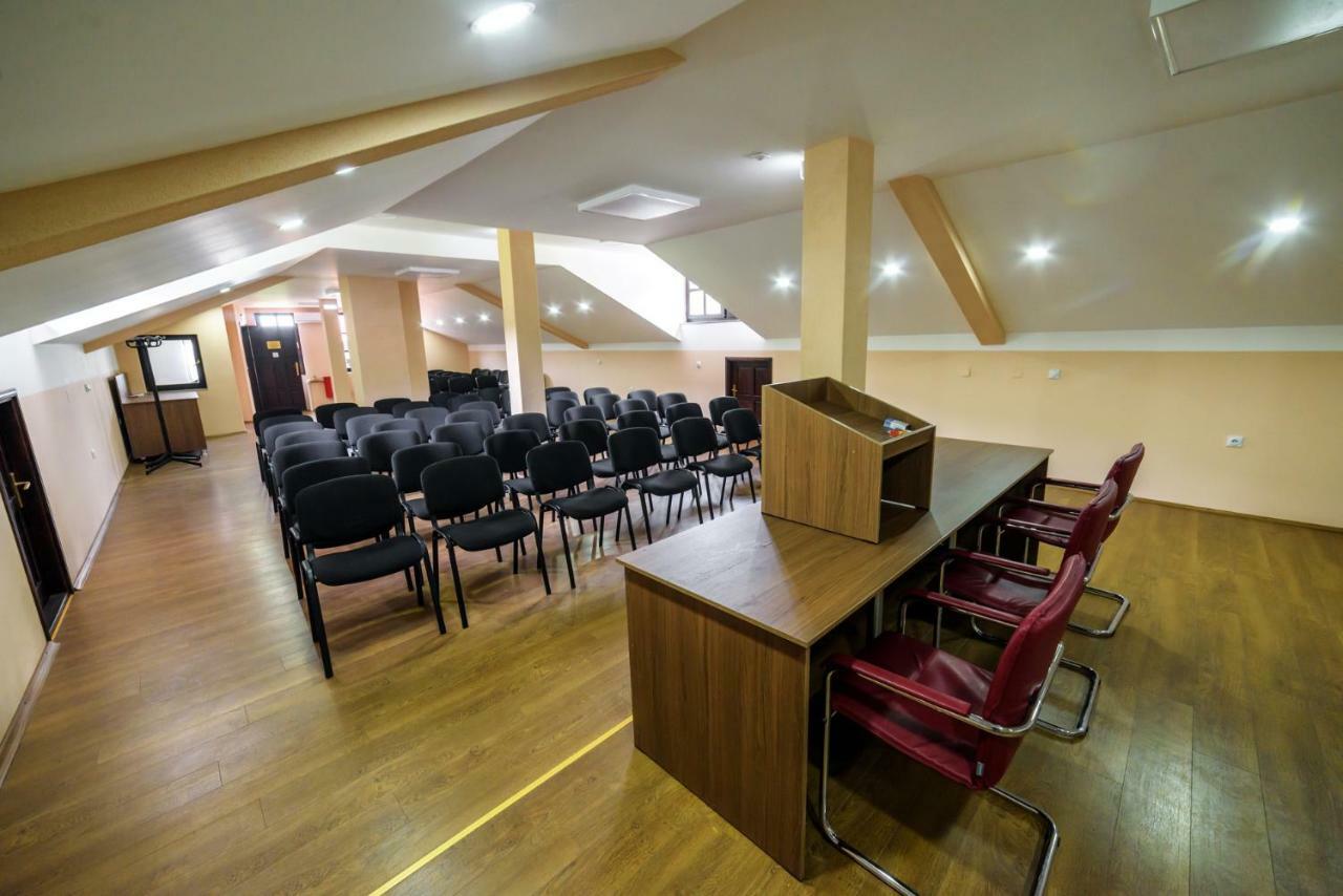 Hotel Manastir Sv. Joakim Osogovski Kriva Palanka Экстерьер фото